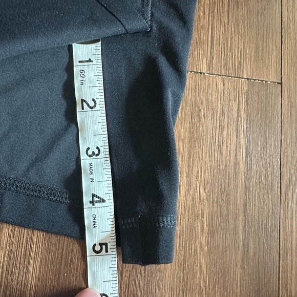 Sweaty Betty
Soft Touch
Super Soft Flare Yoga Pants
SB8270S
Size UK L US 10 - Picture 9 of 9